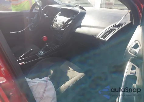 2018 Ford Focus St из США, поврежденный, VIN 1FADP3L93JL318659